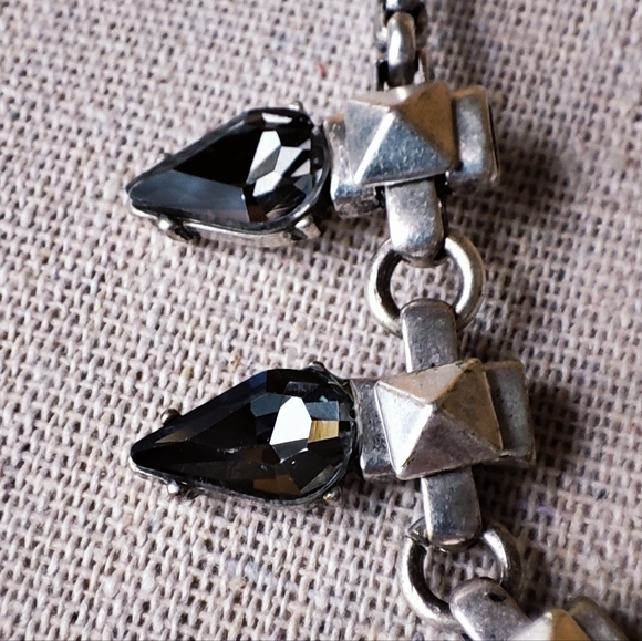 Stella and Dot Art Deco Revival Elongated Citrine Smoke Pewter Tone Necklace - Picture 9 of 15